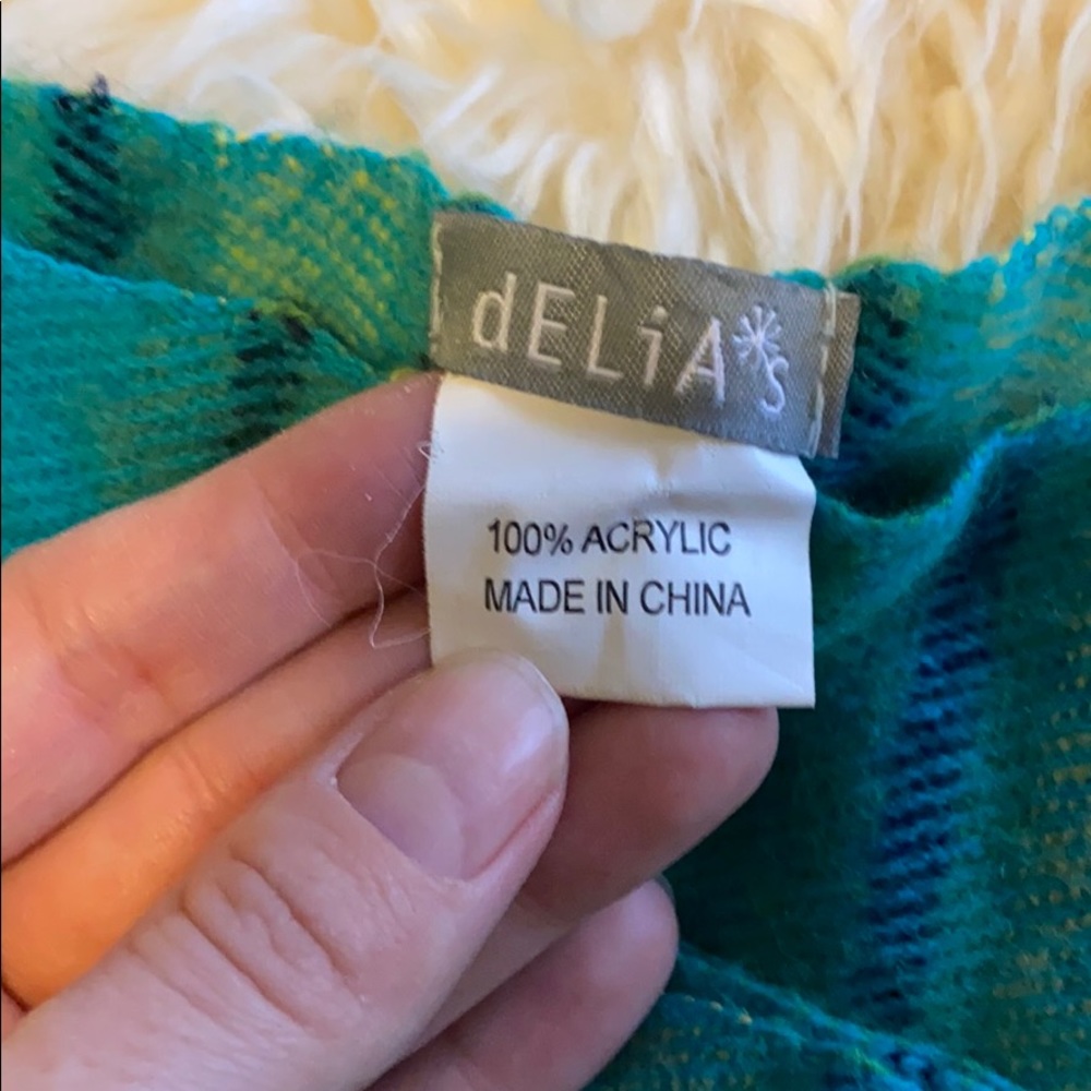 dELIA*S SCARF - Picture 3 of 3